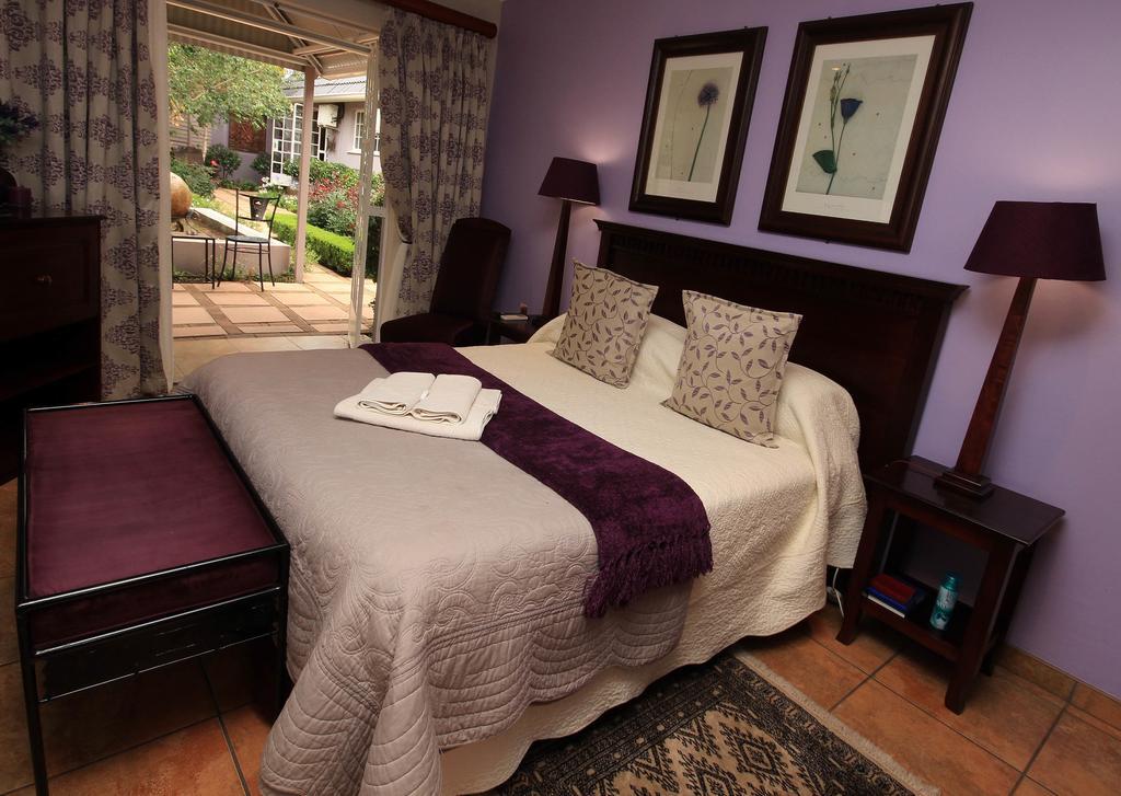 Avalon Guest Manor Hotel Newcastle Room photo