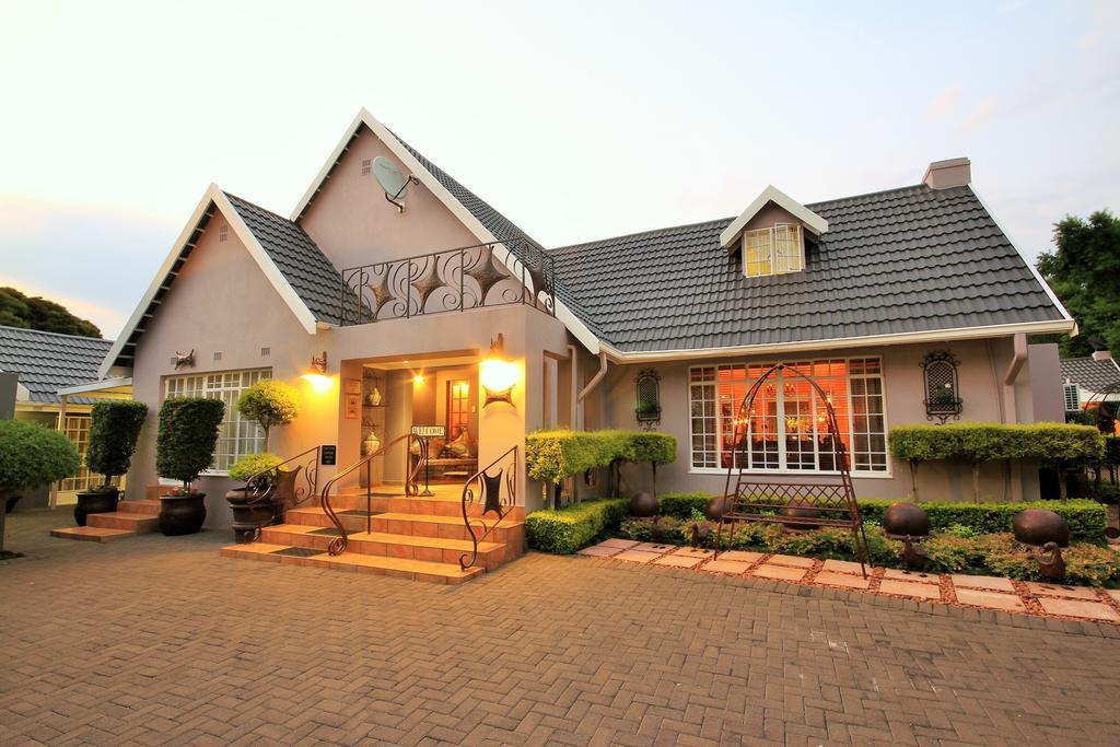 Avalon Guest Manor Hotel Newcastle Exterior photo