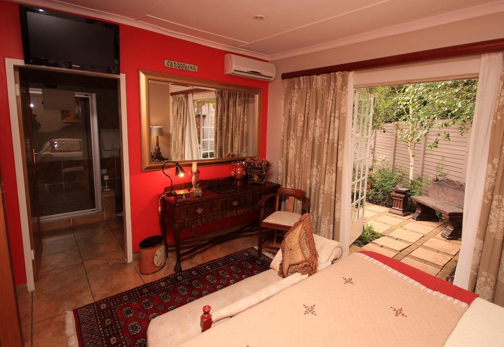 Avalon Guest Manor Hotel Newcastle Room photo
