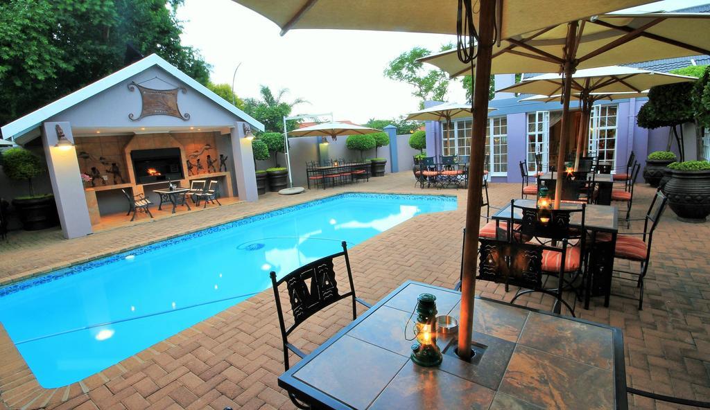 Avalon Guest Manor Hotel Newcastle Exterior photo